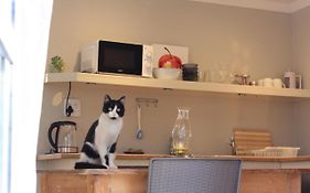 Sarah'S Place- Heatherlands,George